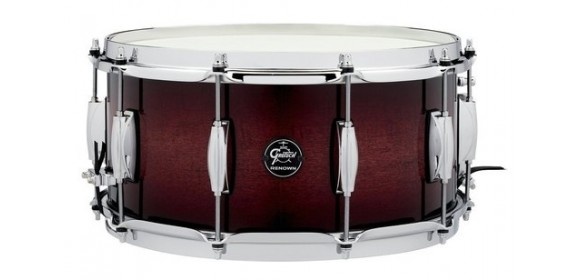 Snare Drum Renown Maple Cherry Burst