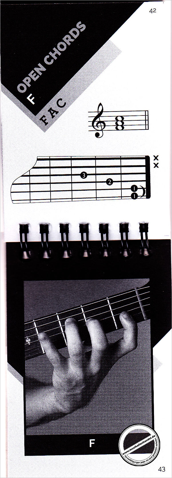 Notenbild für MSAM 1008381 - Music Flipbook: Guitar Chords